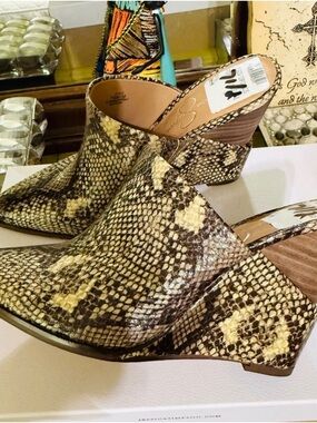 Jessica Simpson Snake-Print Pointed Toe Mule - Women